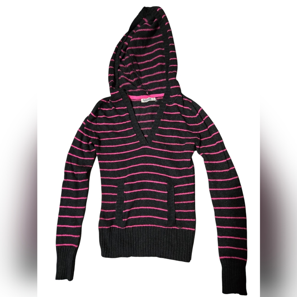 Black and Pink Knit Pullover